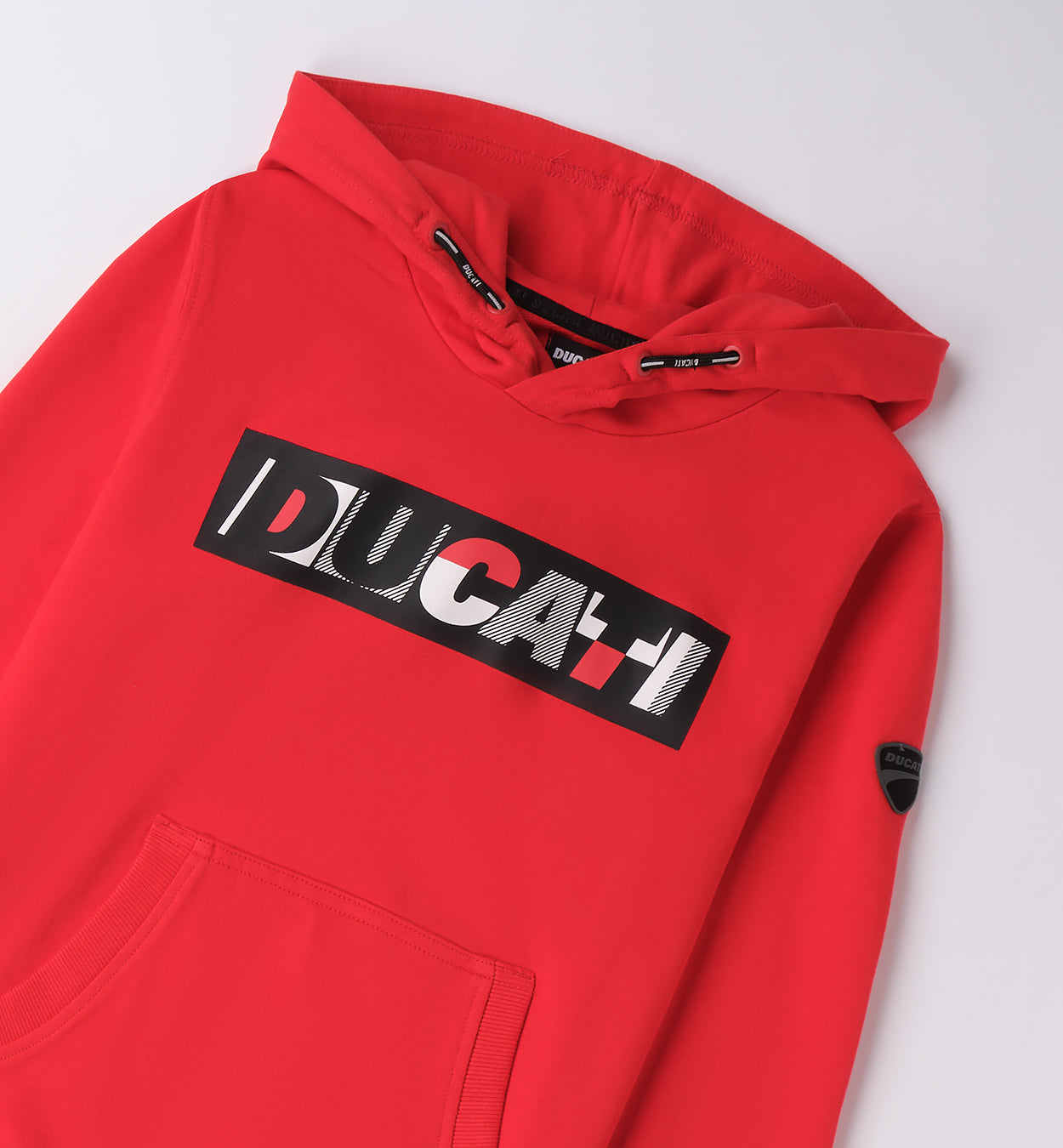 Red Regular Fit CLOSED SWEATER WITH OR WITHOUT HOOD